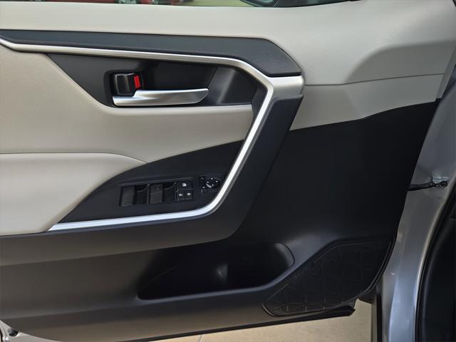 used 2020 Toyota RAV4 car, priced at $23,357