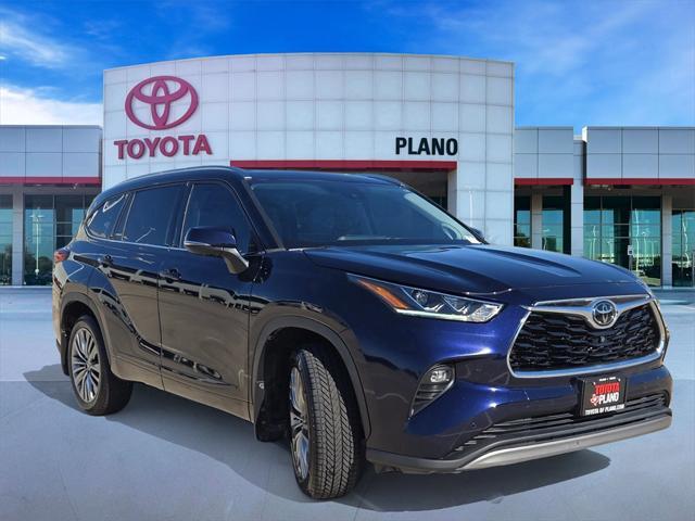 used 2021 Toyota Highlander car, priced at $36,449