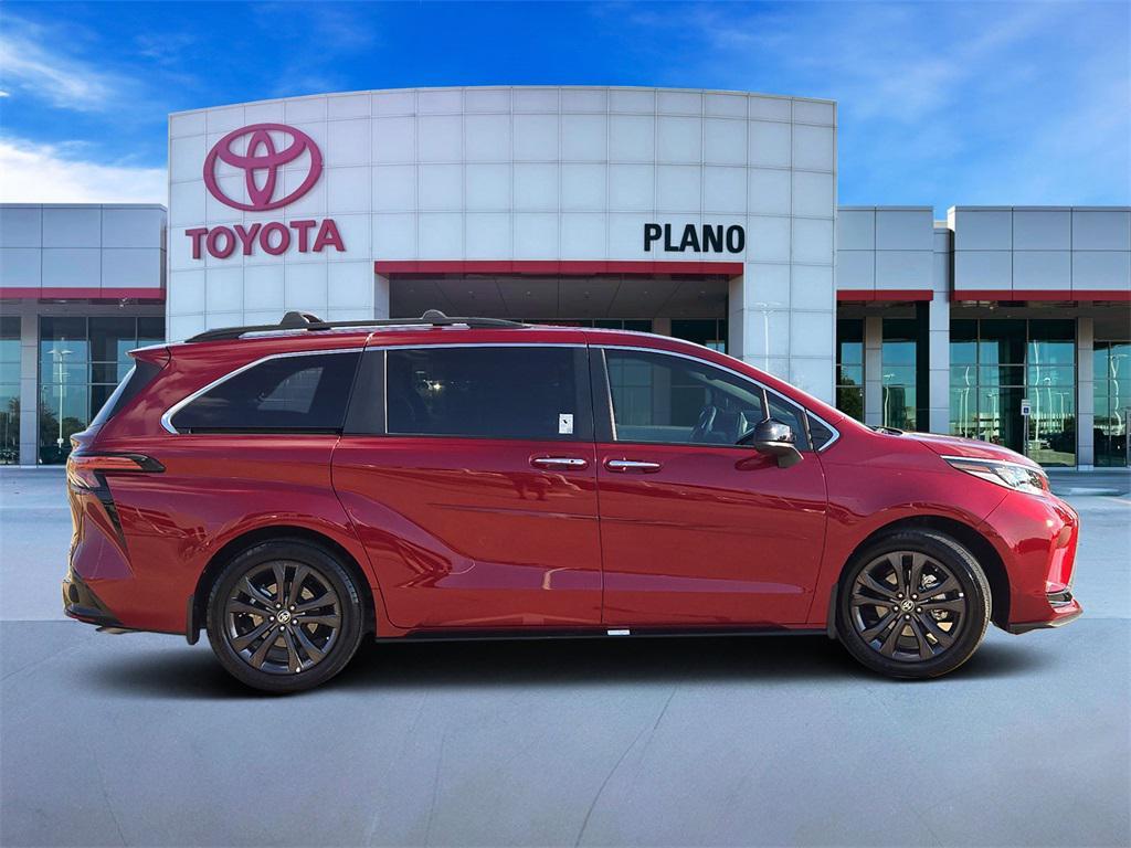 used 2024 Toyota Sienna car, priced at $48,991