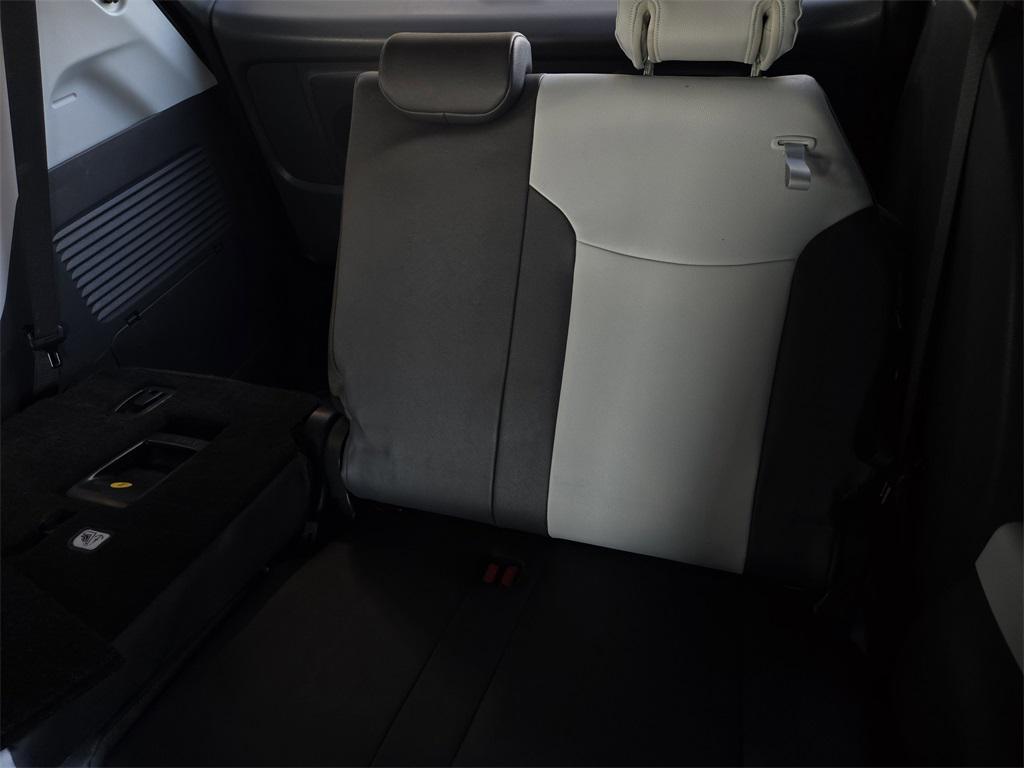 used 2024 Toyota Sienna car, priced at $48,991