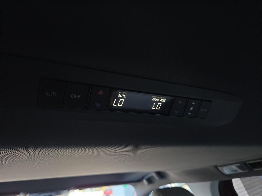 used 2024 Toyota Sienna car, priced at $48,991