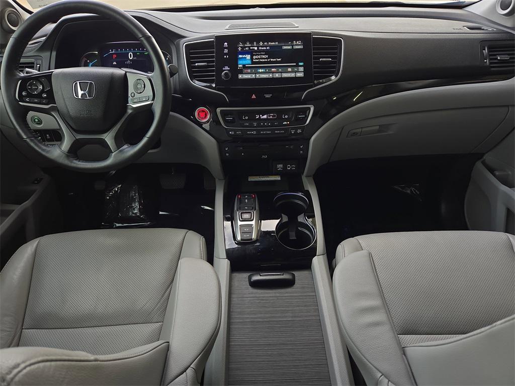 used 2021 Honda Pilot car, priced at $31,405
