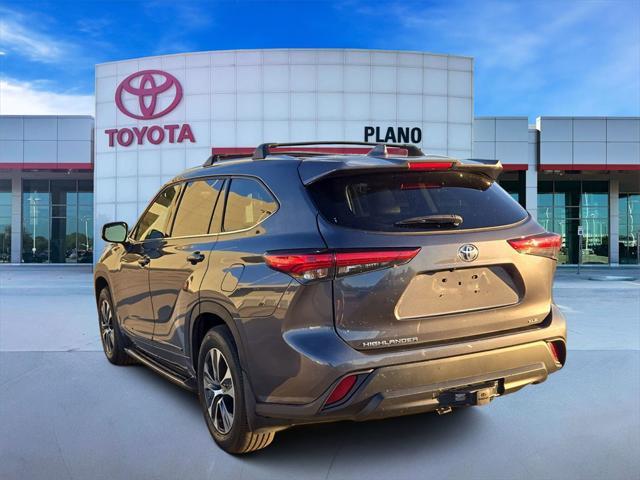 used 2021 Toyota Highlander car, priced at $31,957