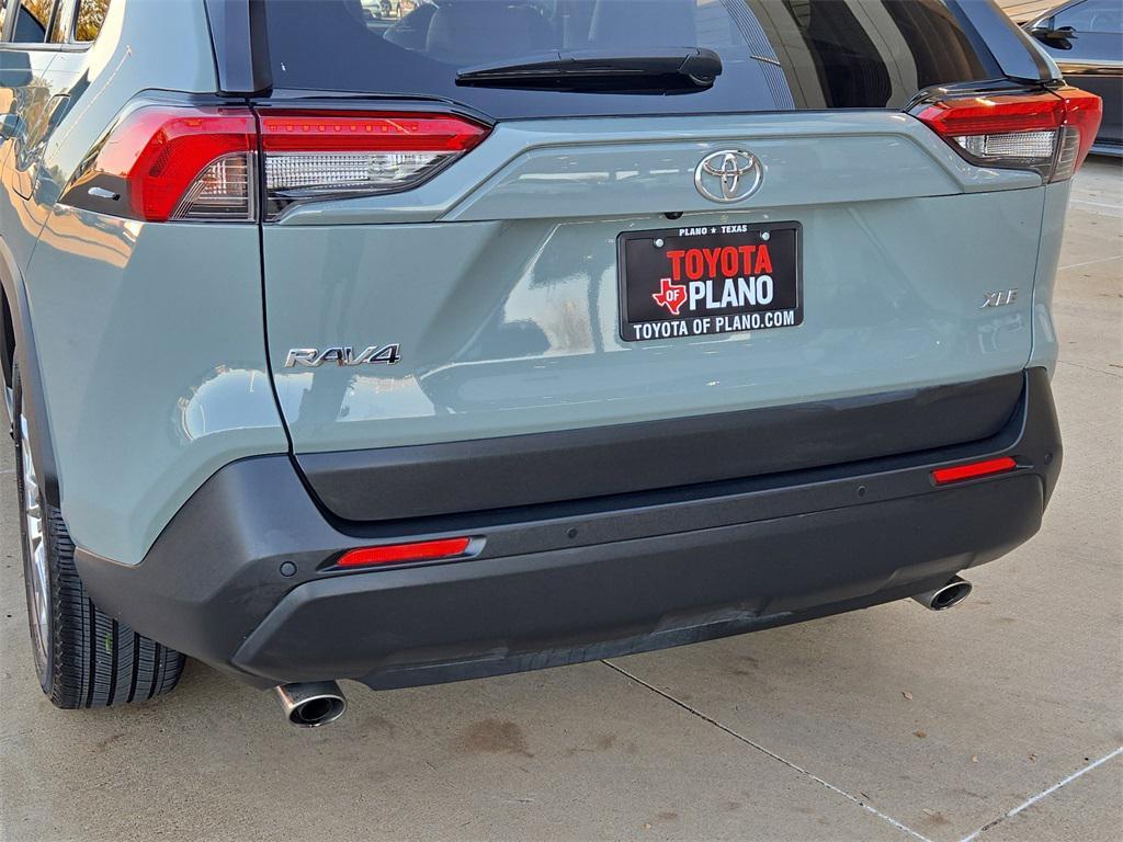 used 2020 Toyota RAV4 car, priced at $23,832