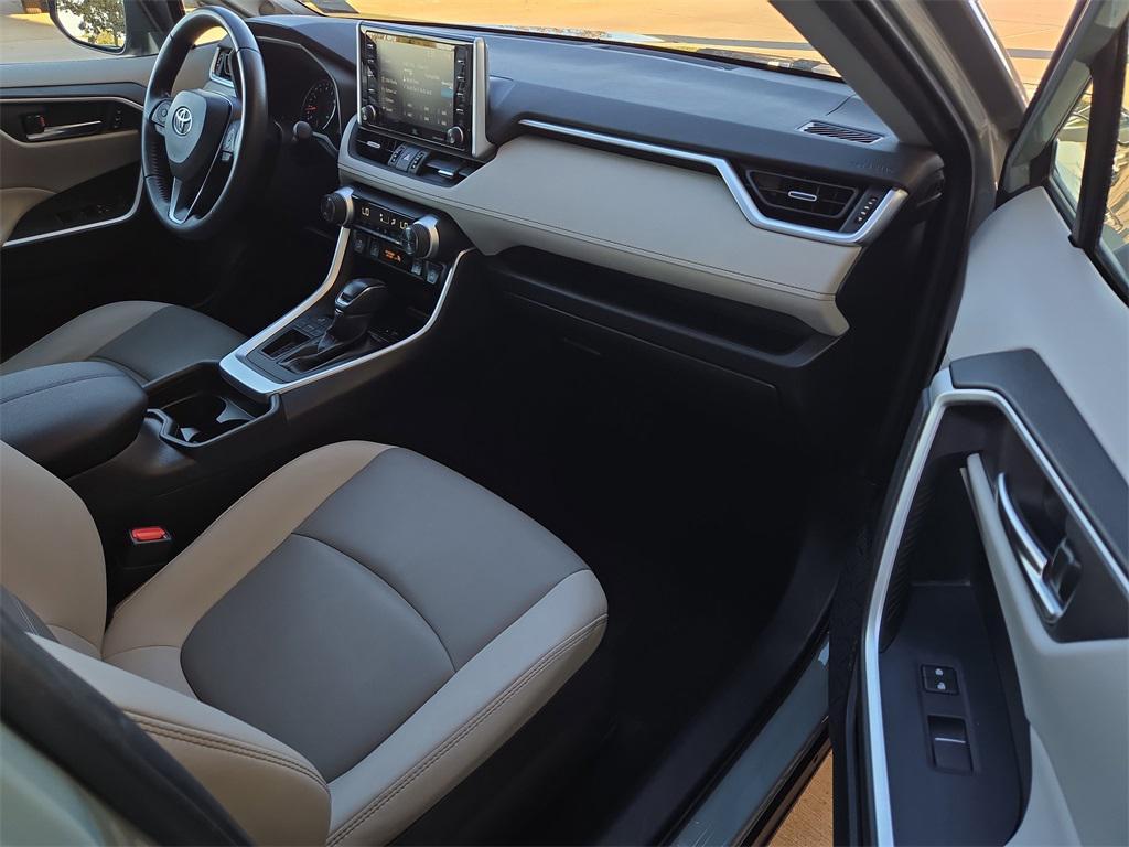used 2020 Toyota RAV4 car, priced at $23,832