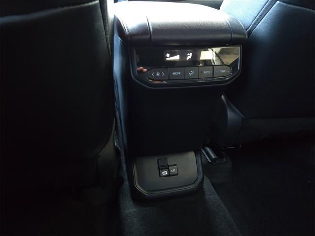 used 2023 Toyota Highlander car, priced at $42,945