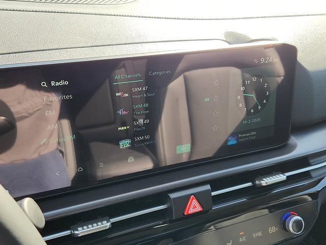 new 2026 Kia Sportage Hybrid car