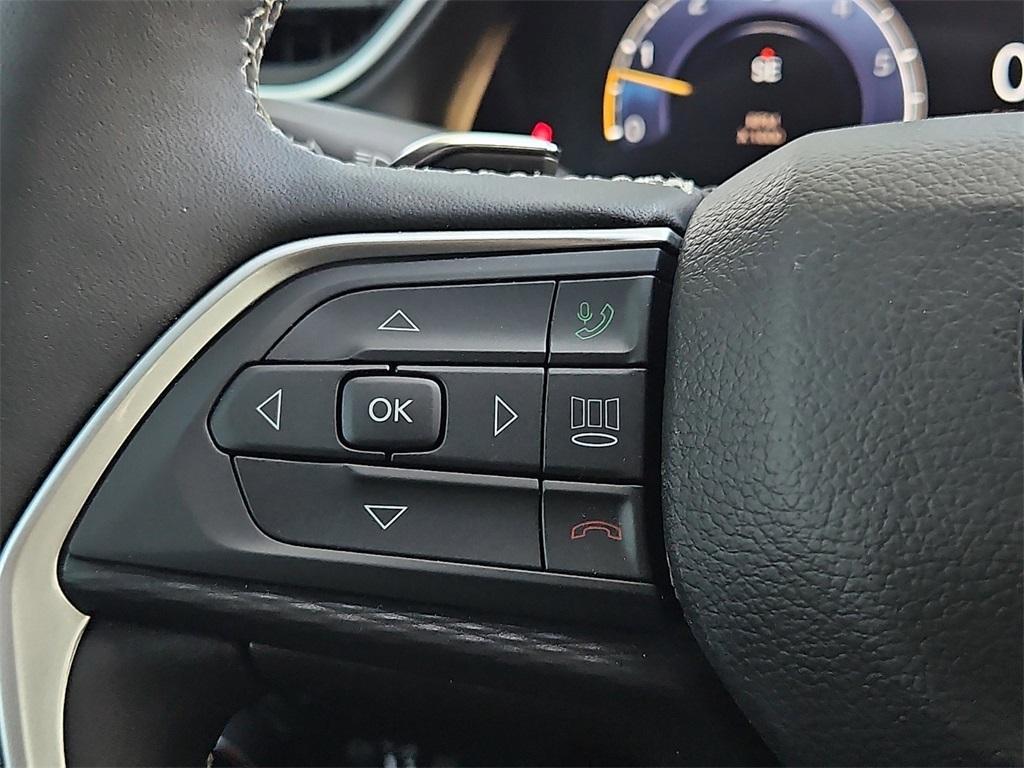 new 2025 Jeep Grand Cherokee car, priced at $41,420