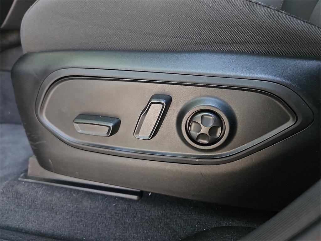 new 2025 Jeep Grand Cherokee car, priced at $41,420