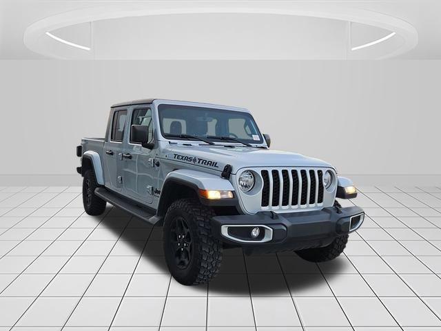 used 2023 Jeep Gladiator car, priced at $35,994