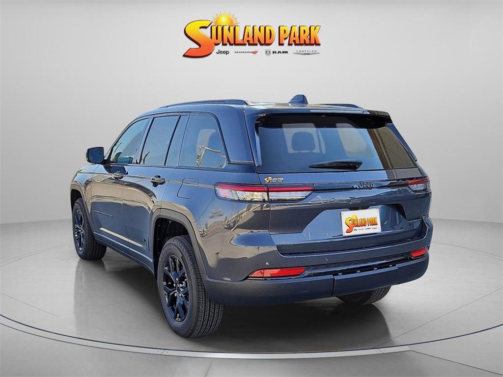 new 2024 Jeep Grand Cherokee car, priced at $43,030