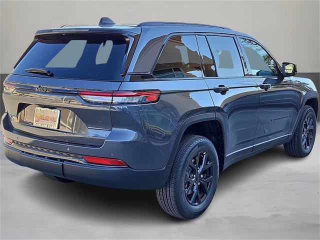 new 2024 Jeep Grand Cherokee car, priced at $39,530