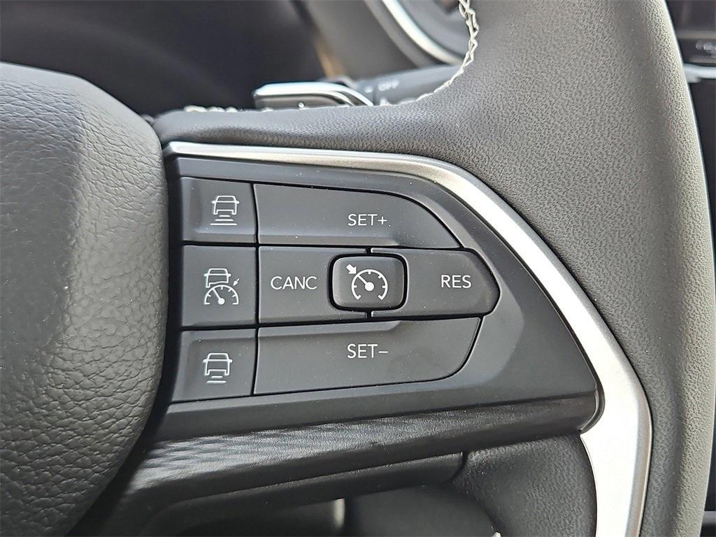 new 2025 Jeep Grand Cherokee L car, priced at $42,729