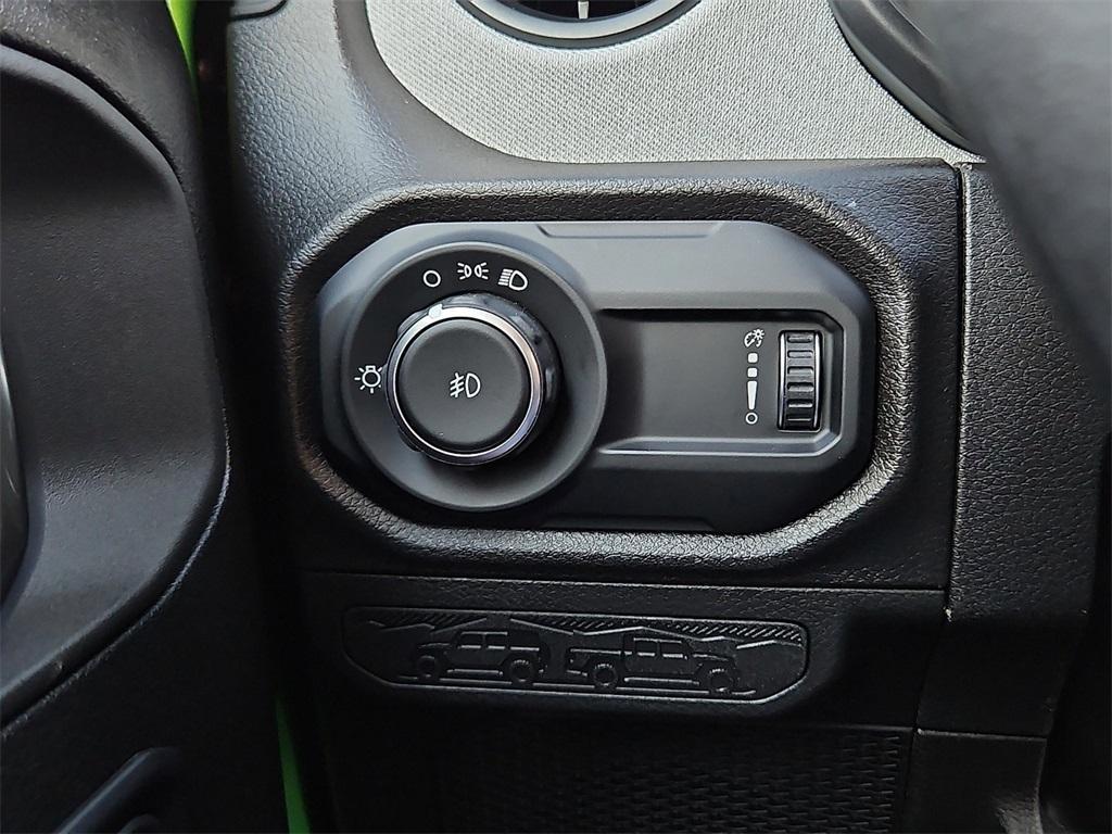 new 2025 Jeep Wrangler car, priced at $36,650