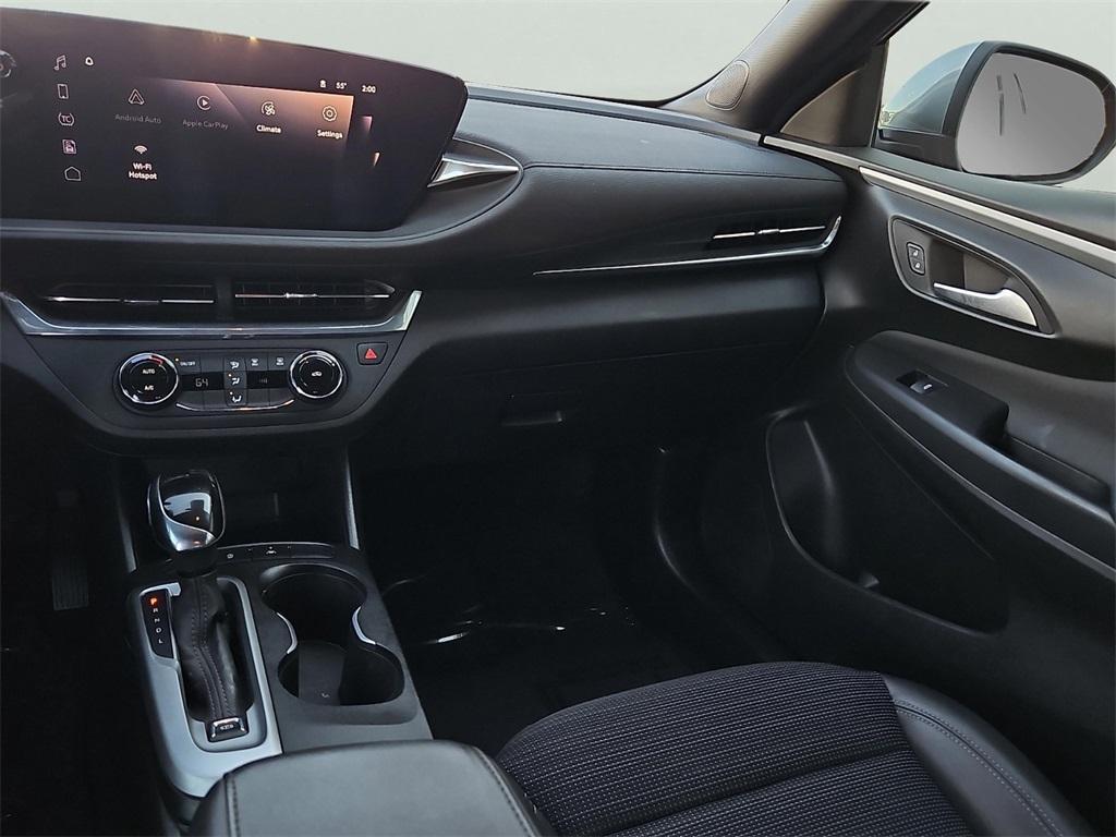 used 2024 Buick Envista car, priced at $23,069