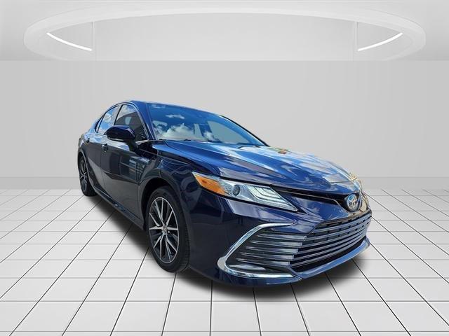 used 2021 Toyota Camry Hybrid car, priced at $32,399