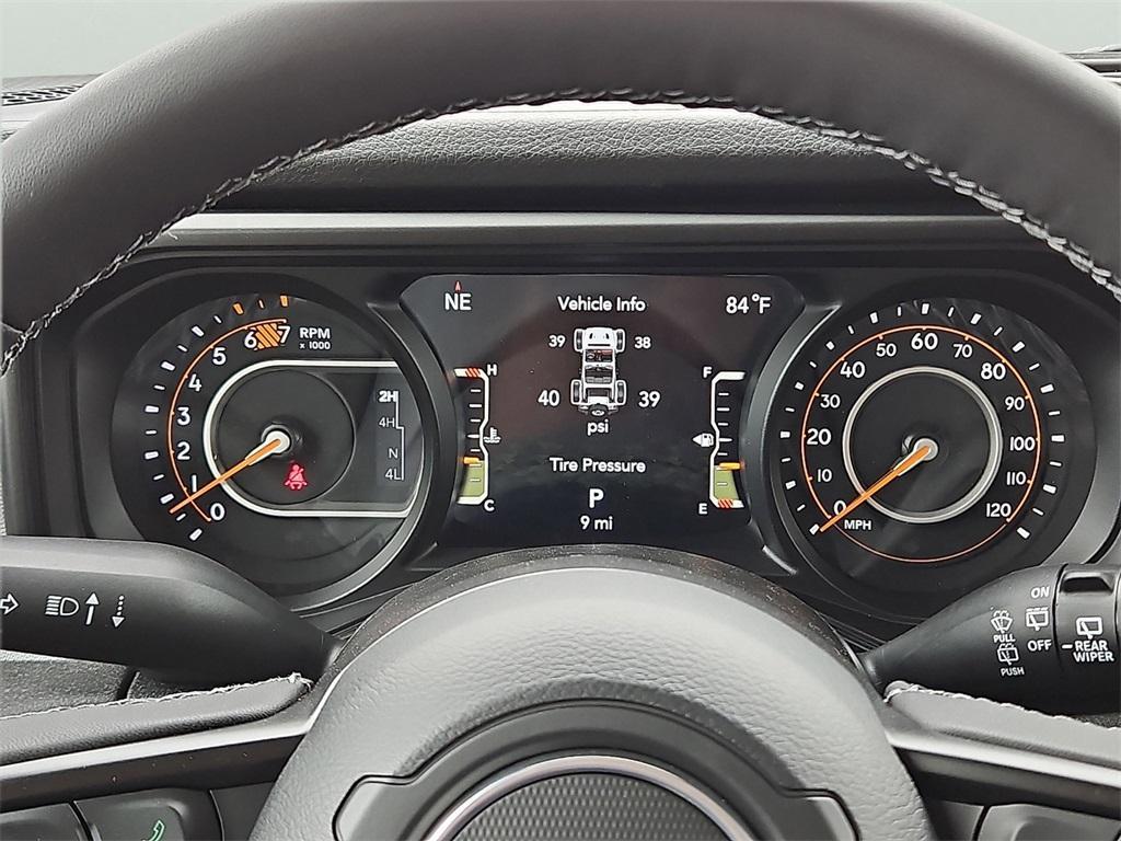 new 2025 Jeep Wrangler car, priced at $46,986