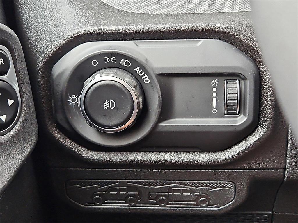 new 2025 Jeep Wrangler car, priced at $46,986