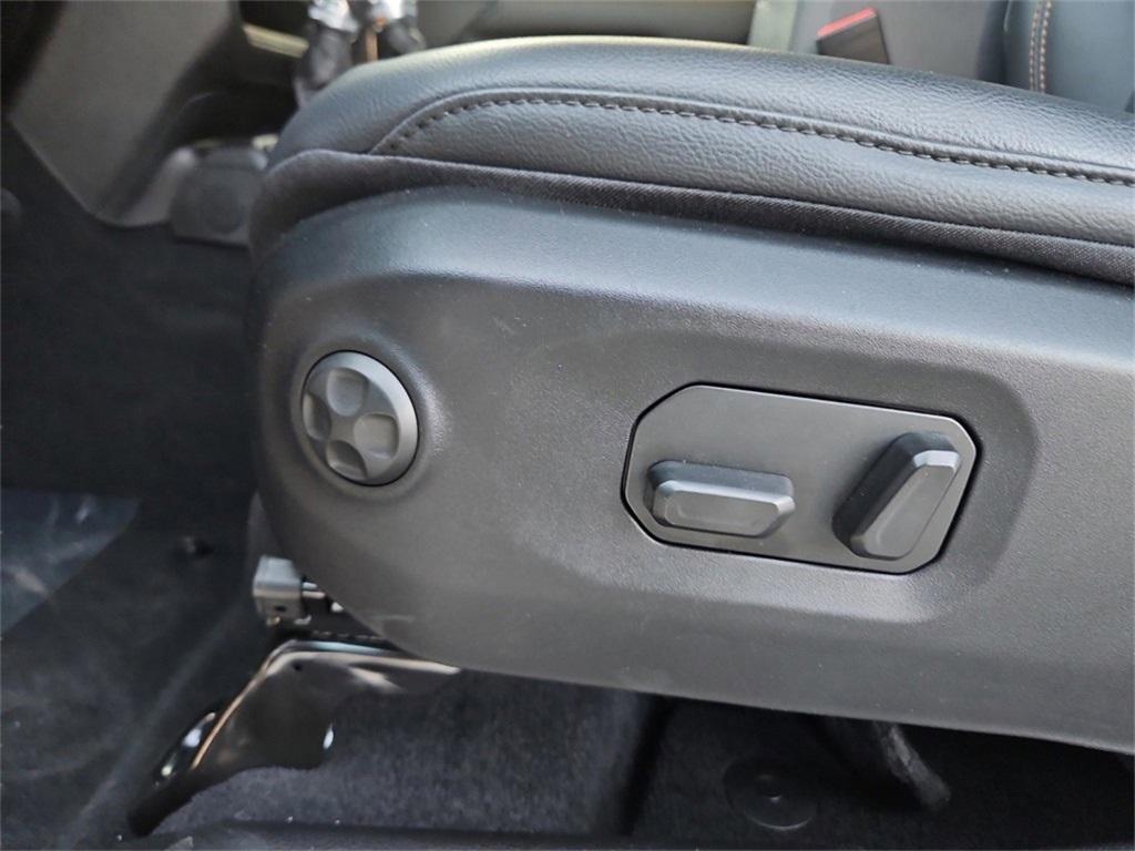 new 2025 Jeep Wrangler car, priced at $53,540
