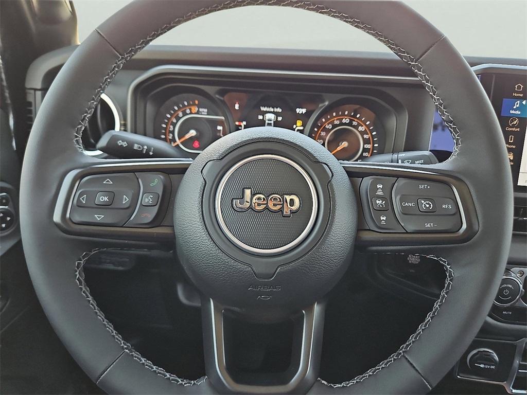 new 2025 Jeep Gladiator car, priced at $44,584