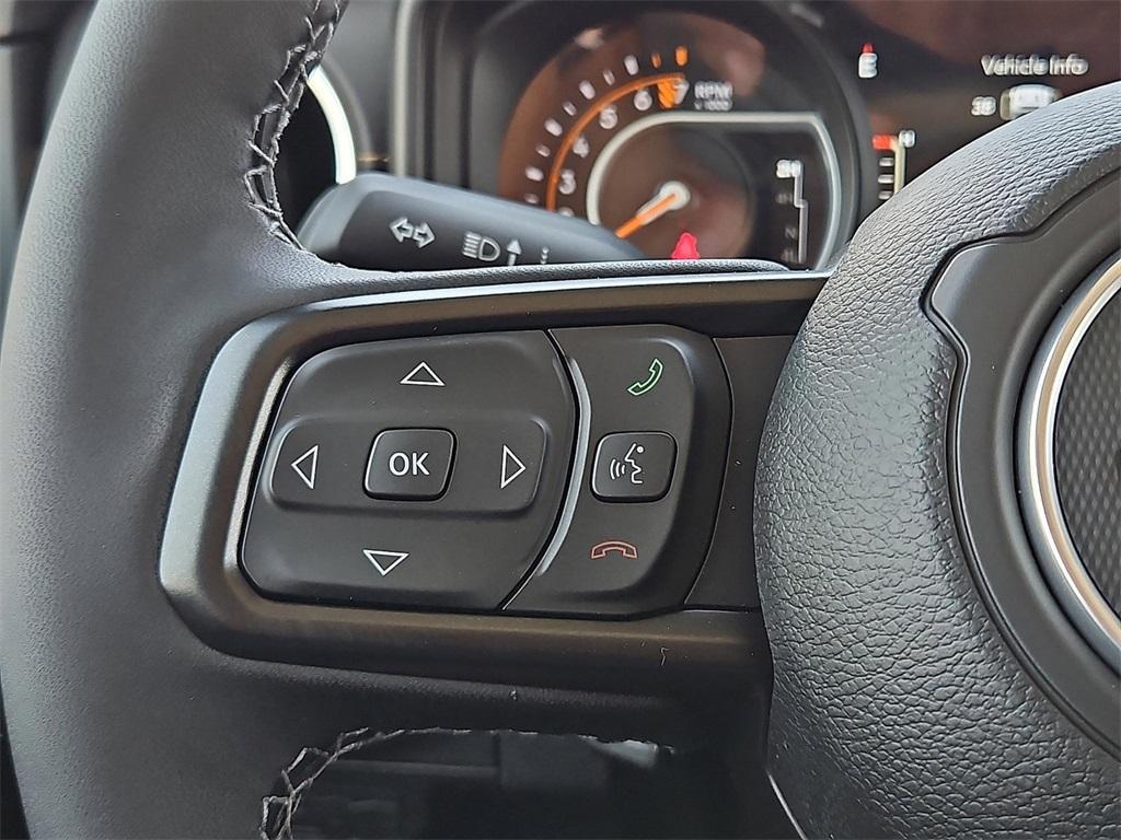 new 2025 Jeep Gladiator car, priced at $44,584