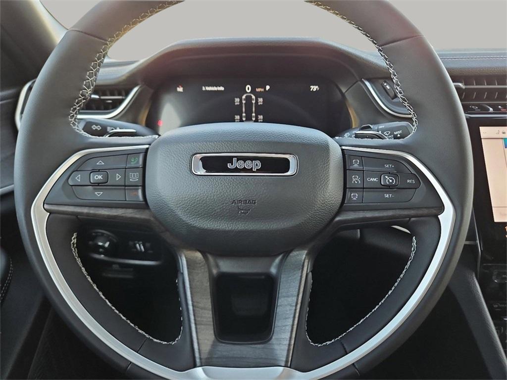 new 2025 Jeep Grand Cherokee L car, priced at $47,197