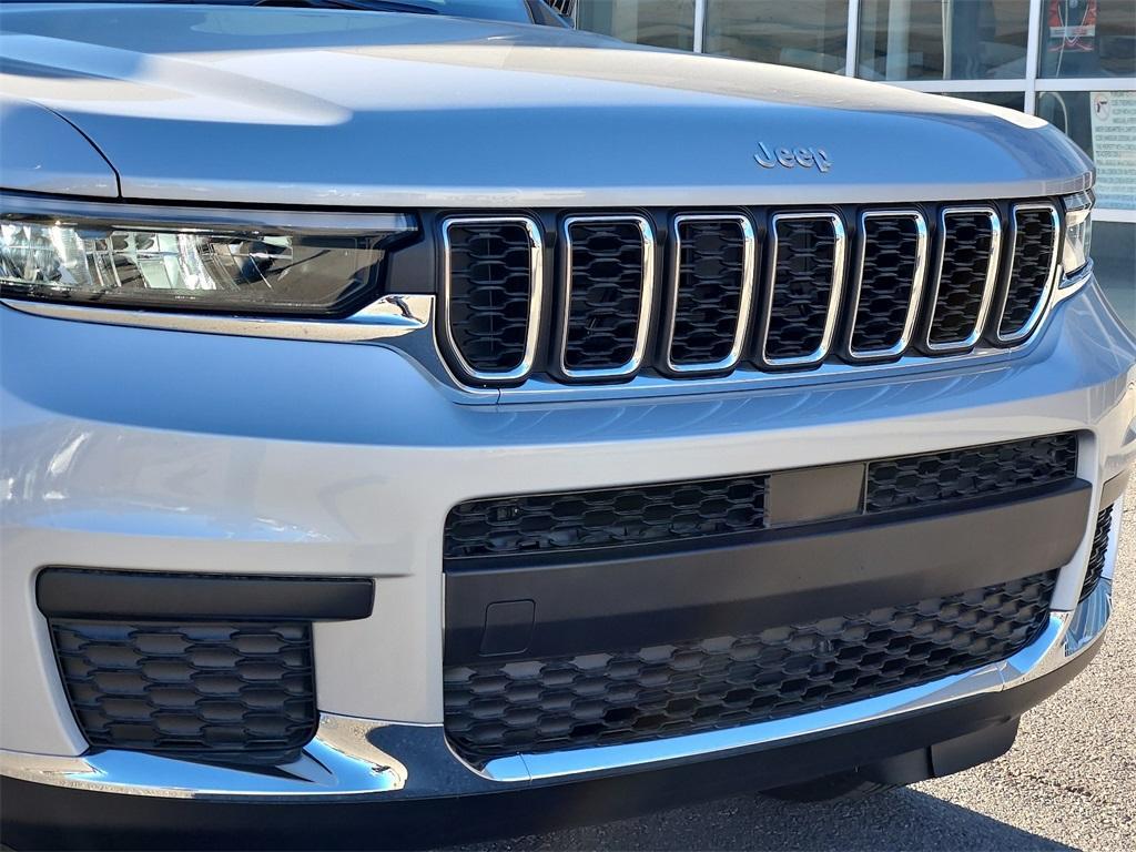 new 2025 Jeep Grand Cherokee L car, priced at $39,720