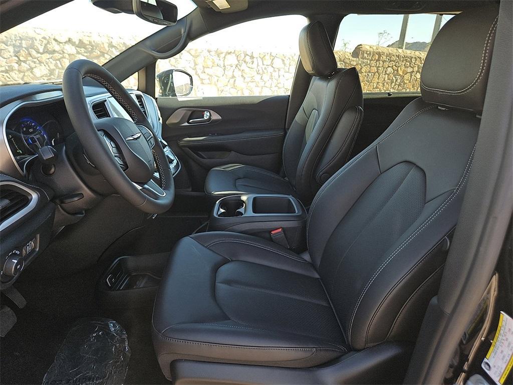 new 2026 Chrysler Pacifica car
