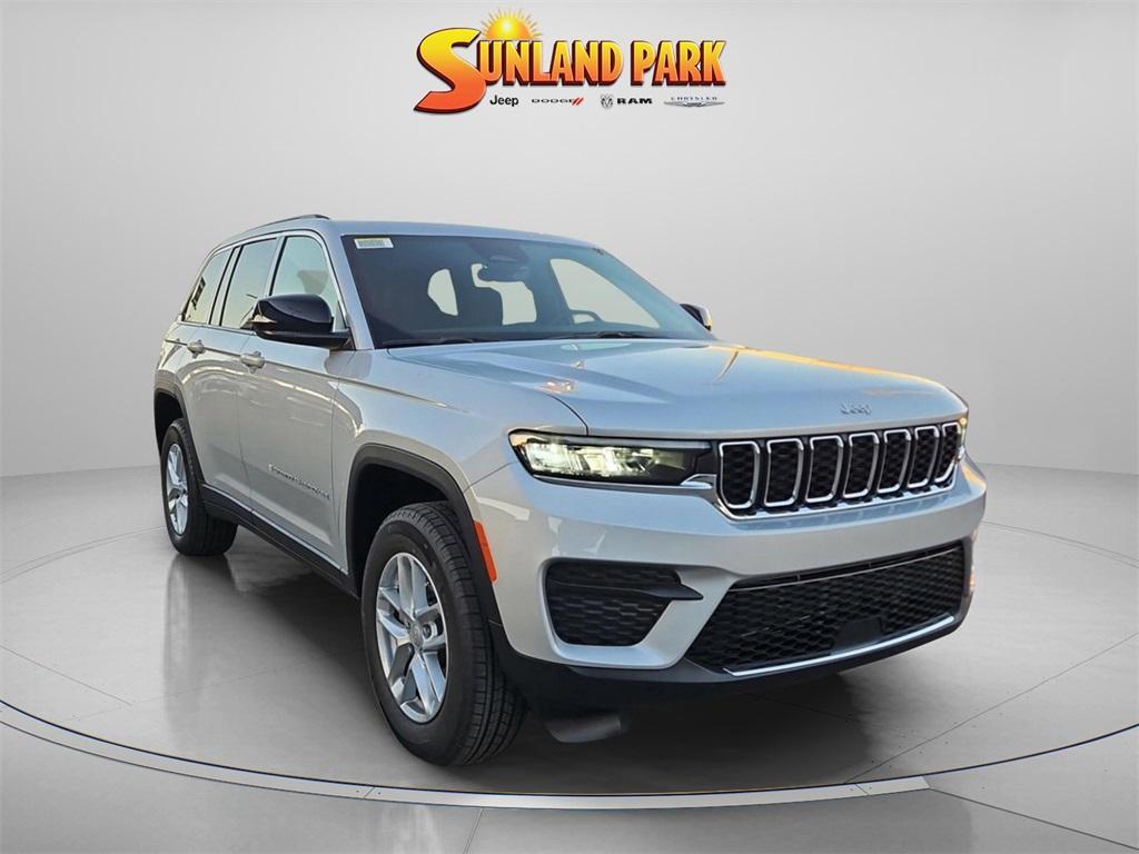 new 2025 Jeep Grand Cherokee car, priced at $37,148