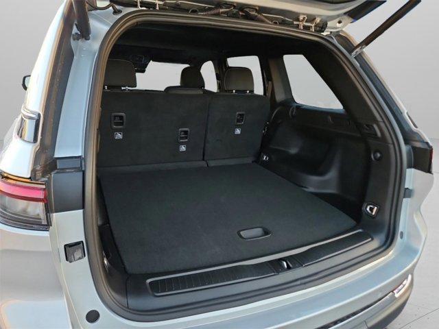 new 2025 Jeep Grand Cherokee car, priced at $39,148