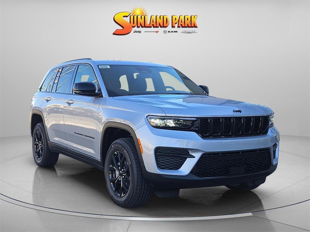 new 2025 Jeep Grand Cherokee car, priced at $41,980