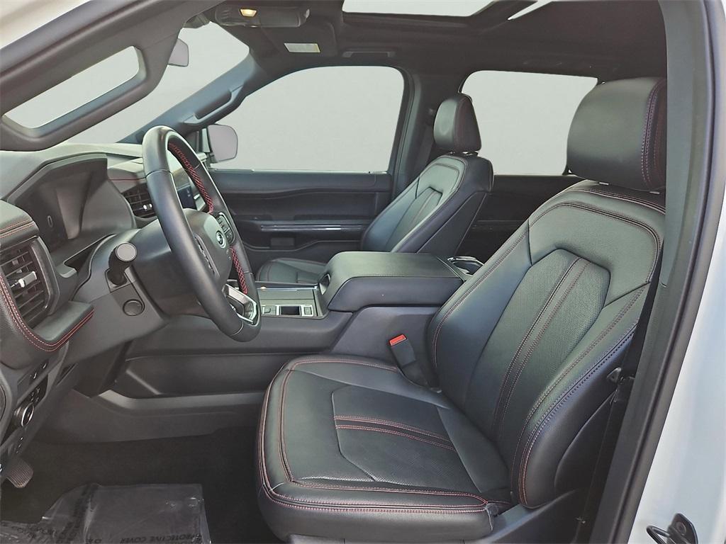 used 2024 Ford Expedition car, priced at $63,742