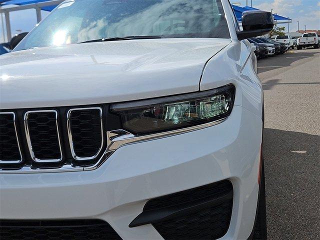 new 2024 Jeep Grand Cherokee car, priced at $36,375