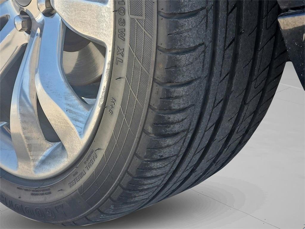 used 2018 Chrysler 300 car, priced at $13,565