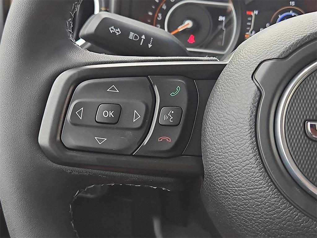 new 2025 Jeep Gladiator car, priced at $44,584
