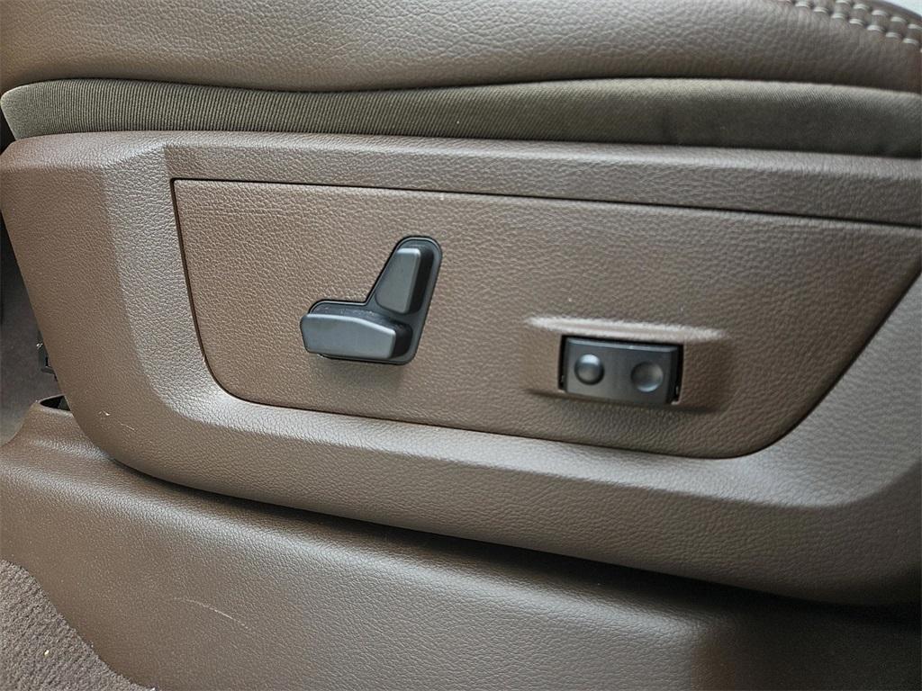 new 2025 Ram 2500 car, priced at $81,120