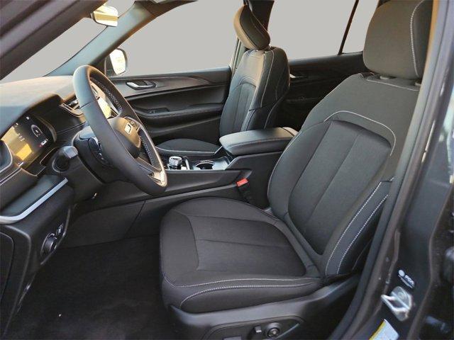 new 2025 Jeep Grand Cherokee car, priced at $35,481
