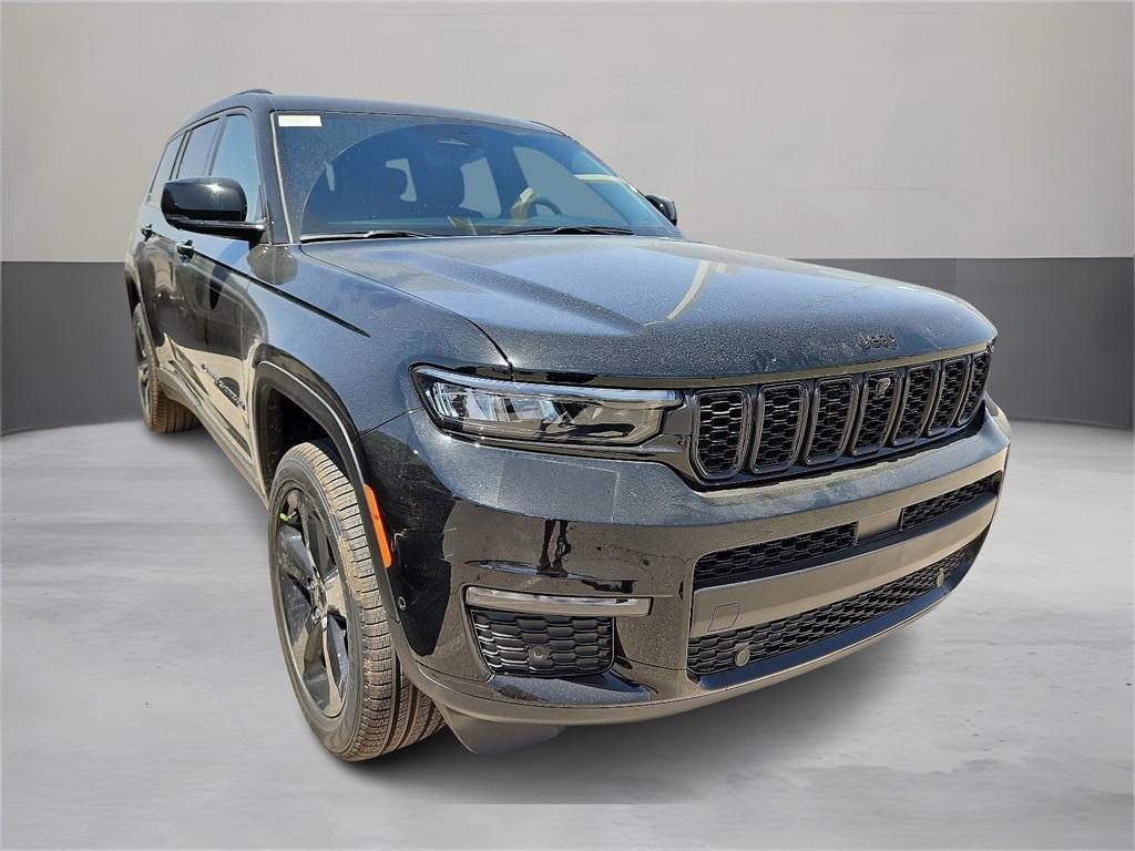 new 2025 Jeep Grand Cherokee L car, priced at $54,755