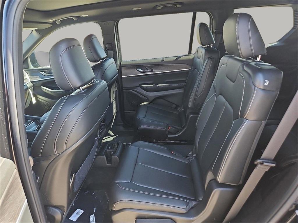 new 2025 Jeep Grand Cherokee L car, priced at $53,932