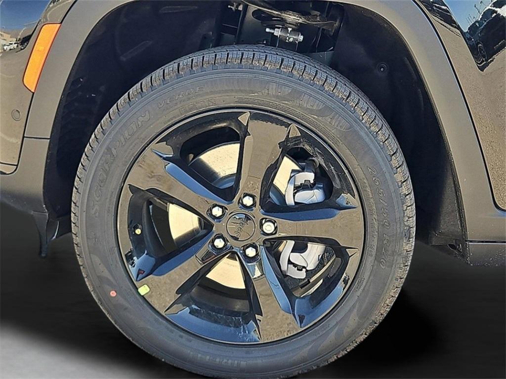new 2025 Jeep Grand Cherokee L car, priced at $53,932