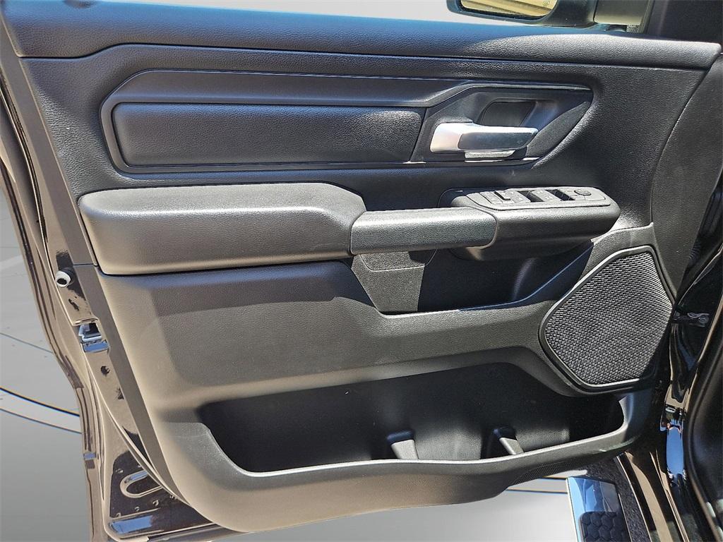new 2025 Ram 1500 car, priced at $39,041