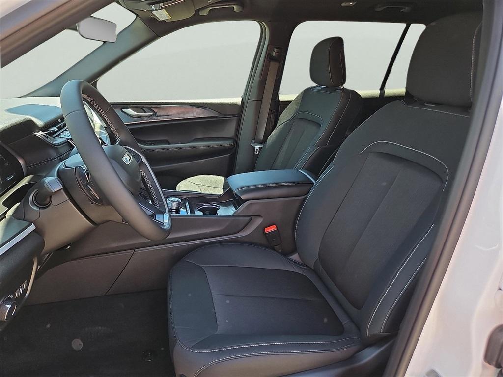 new 2025 Jeep Grand Cherokee L car, priced at $38,183