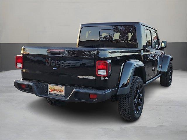 new 2025 Jeep Gladiator car, priced at $43,680