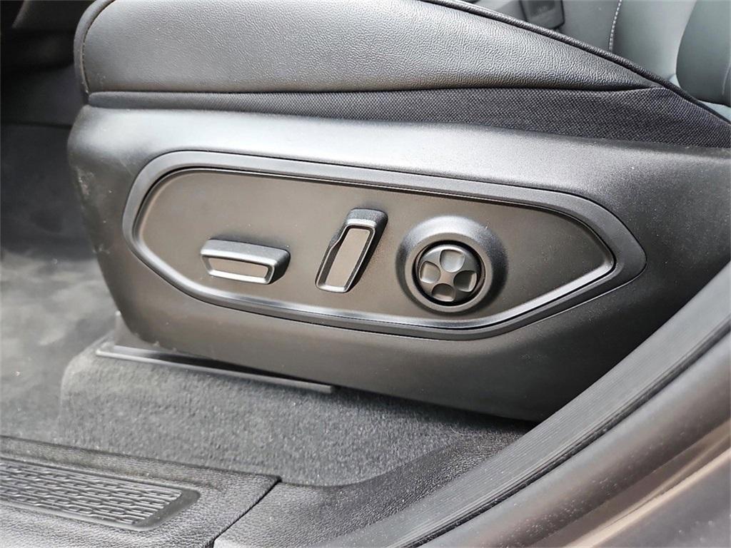 new 2025 Jeep Grand Cherokee L car, priced at $44,495