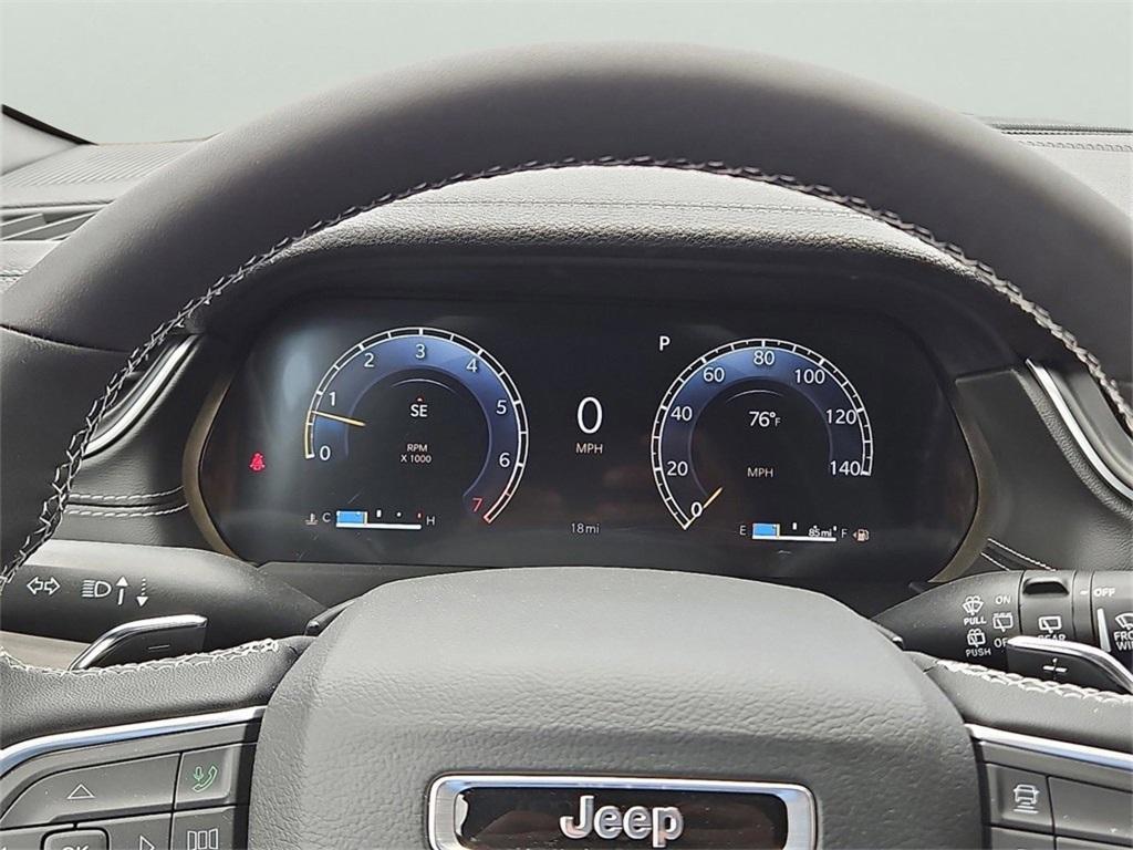 new 2025 Jeep Grand Cherokee L car, priced at $44,495