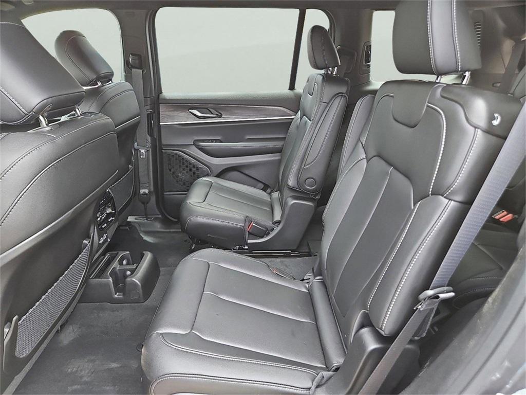 new 2025 Jeep Grand Cherokee L car, priced at $44,495