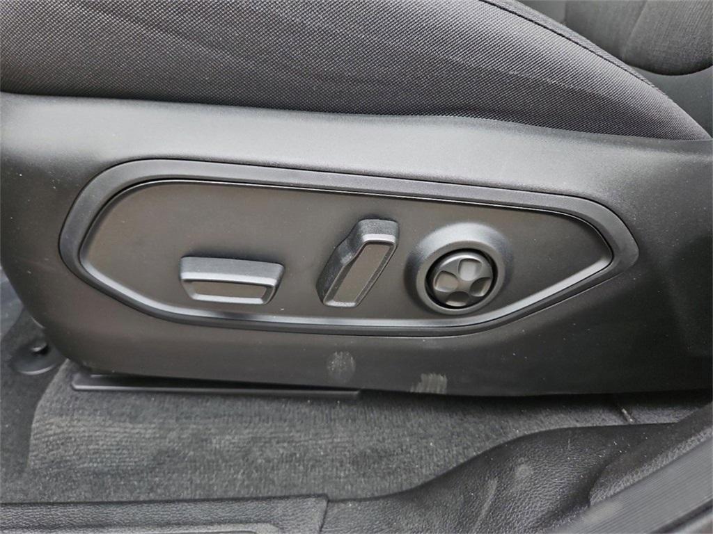 new 2025 Jeep Grand Cherokee L car, priced at $37,873