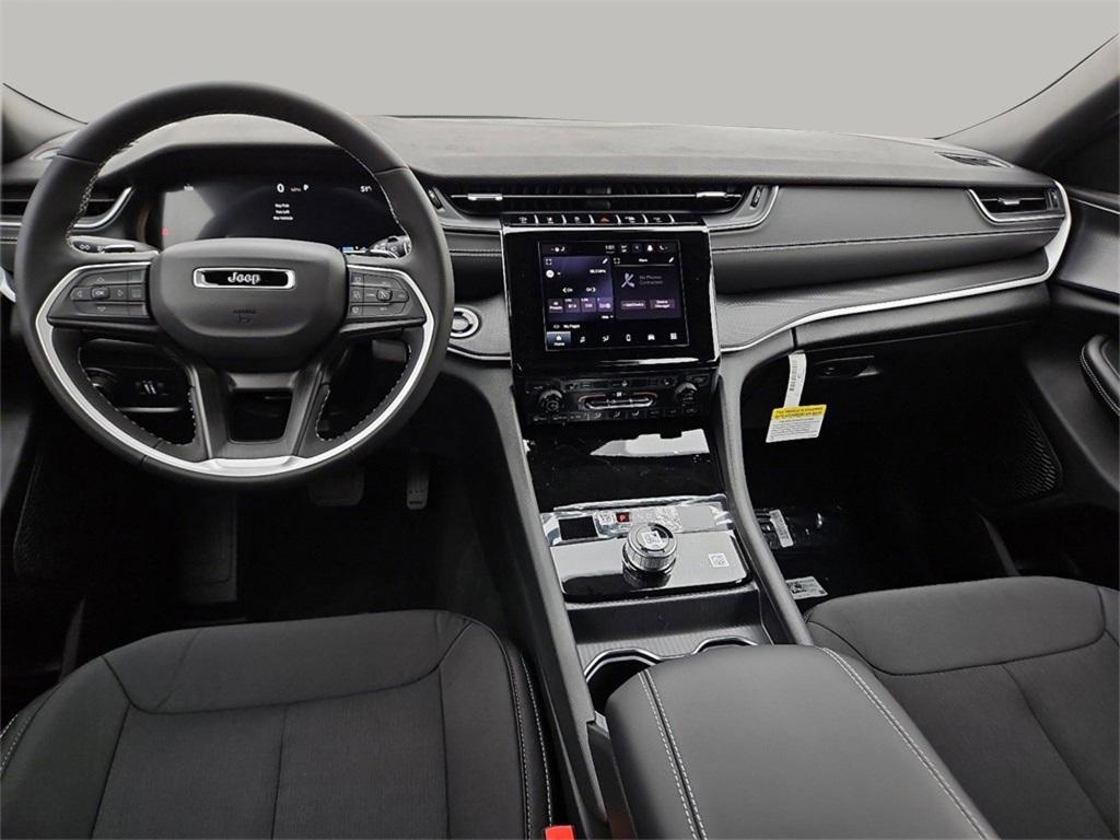 new 2025 Jeep Grand Cherokee L car, priced at $37,873