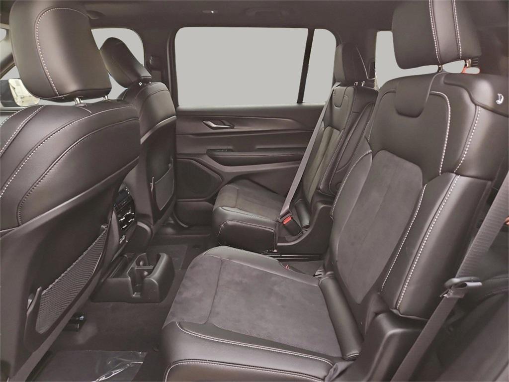 new 2025 Jeep Grand Cherokee L car, priced at $42,130