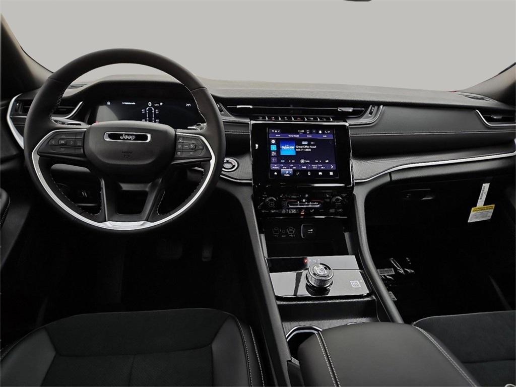 new 2025 Jeep Grand Cherokee L car, priced at $42,130